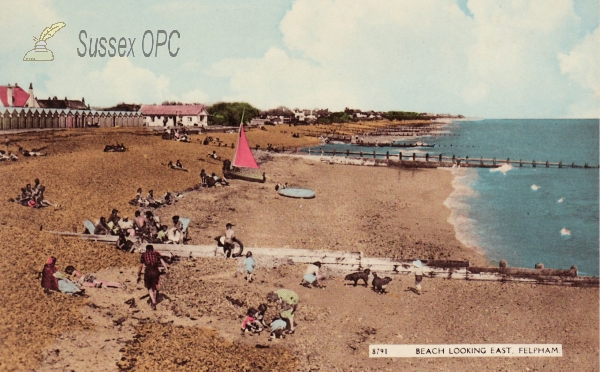 Felpham - The Beach Looking East Image of Felpham - The Beach Looking East